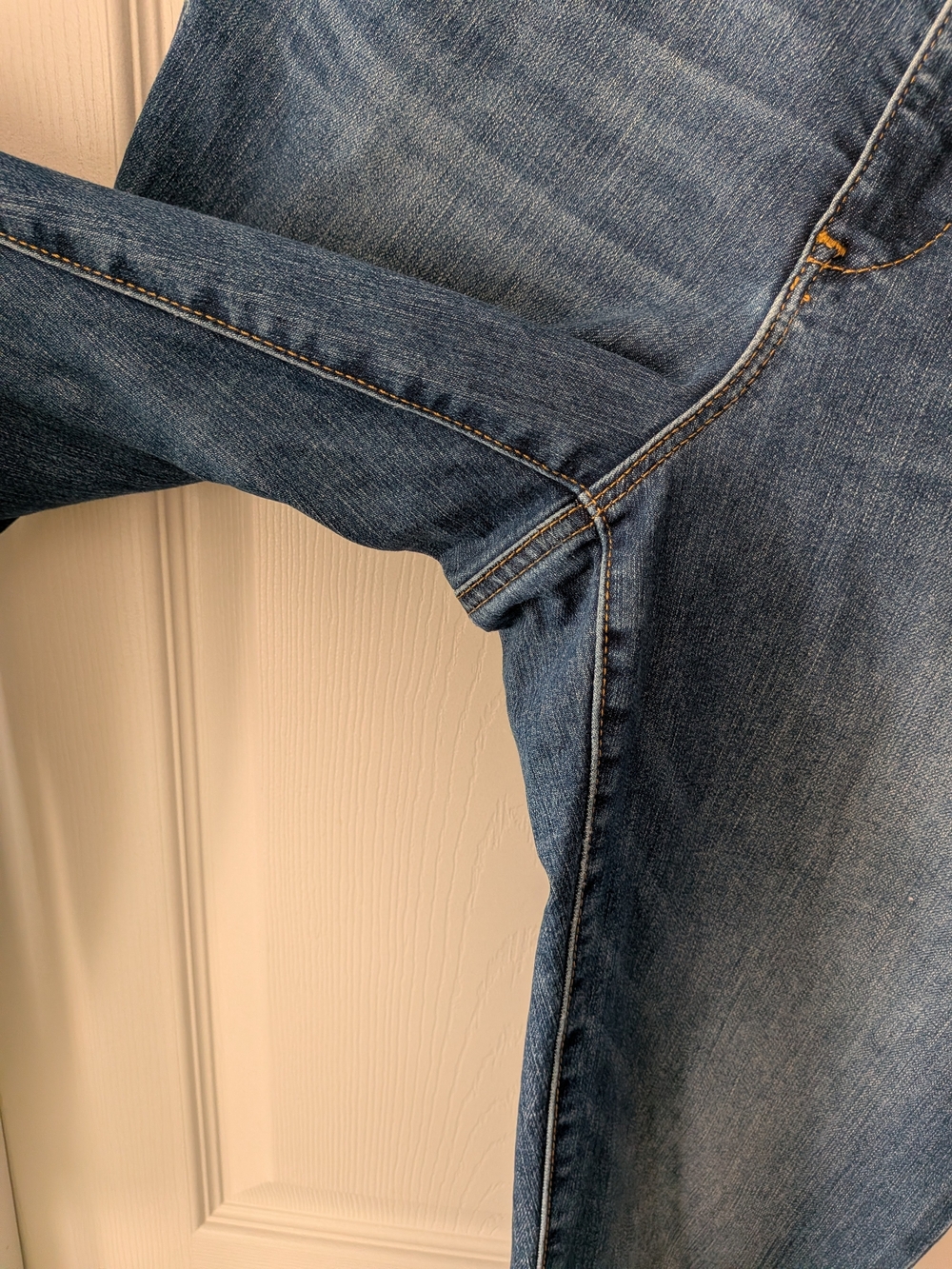 Athleta Women’s Blue Denim Jeans - Picture 5 of 12